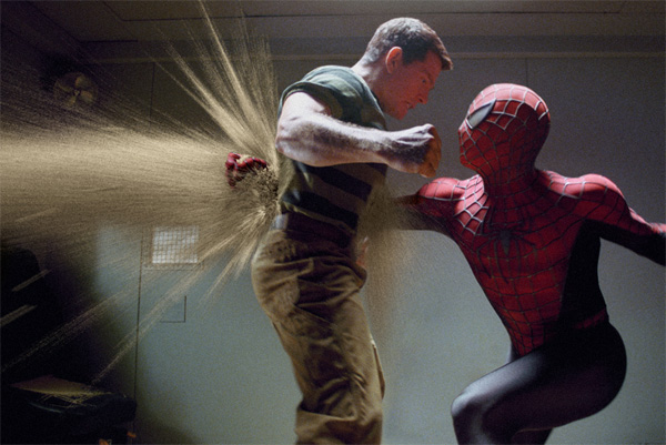 spiderman_3_movie_image_thomas_haden_church_as_sandman_fighting_spiderman1