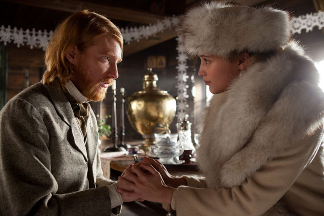 Anna-Karenina-Domnhall-Gleeson