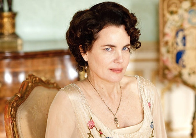 Downton_Cora