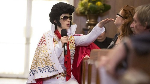 Zooey Deschanel as Elvis in New Girl, Chicago