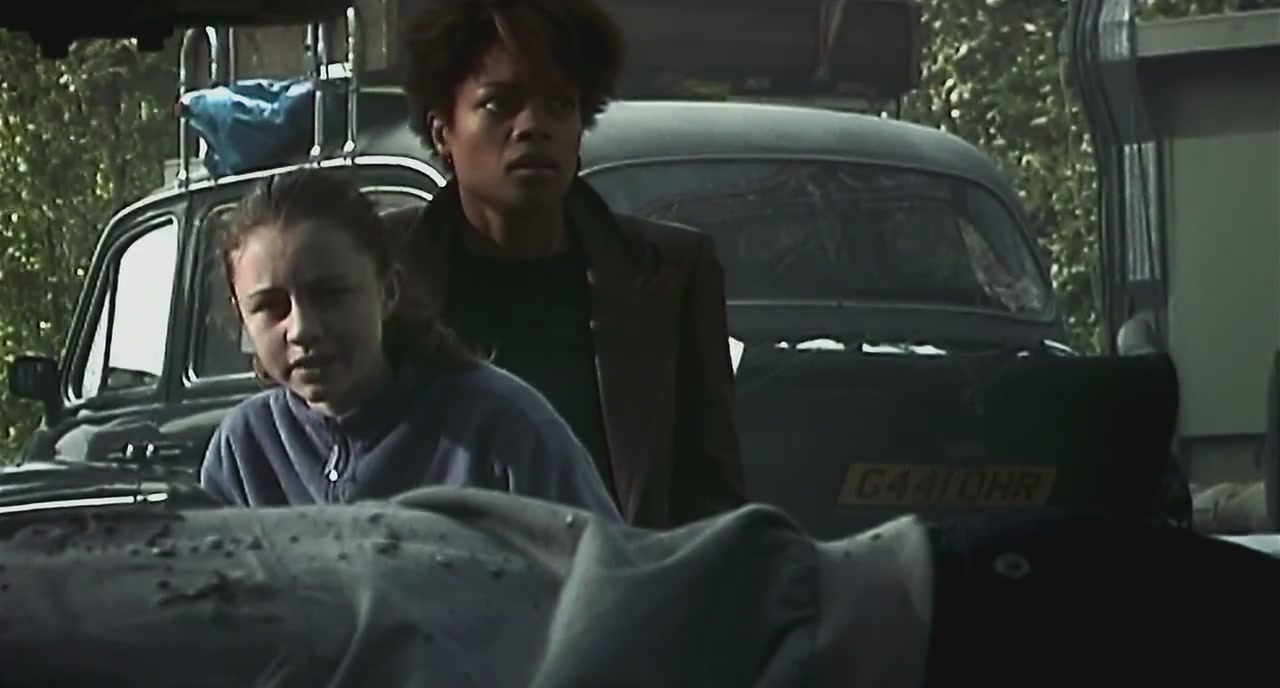 28 Days Later (Megan Burns & Naomie Harris)