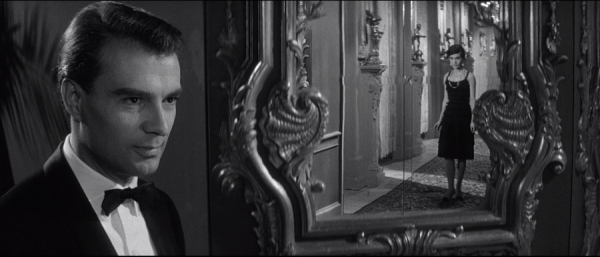 last-year-at-marienbad-screenshot