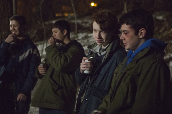 Louie S04E11, "In the Woods"