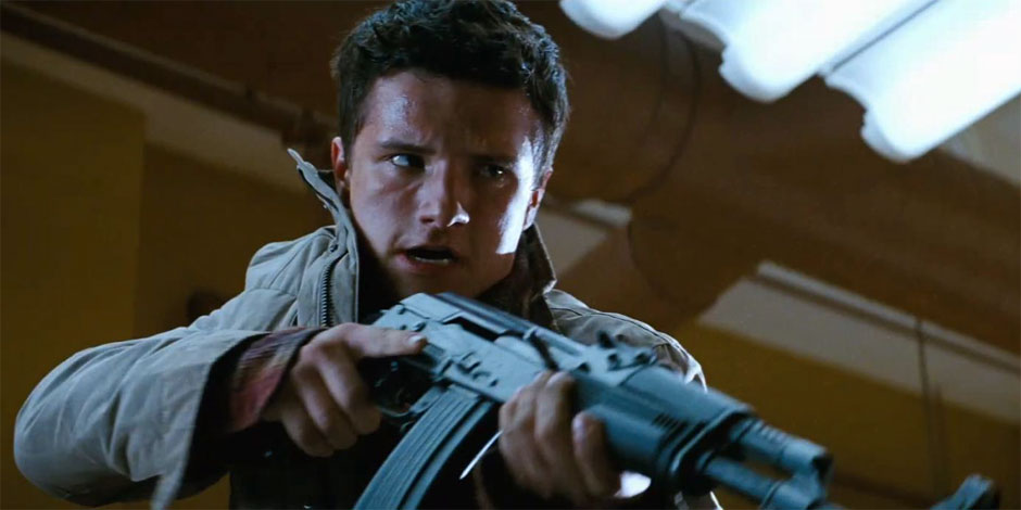 Red Dawn Has An Impressive Cast But Is Otherwise Sloppy Popoptiq