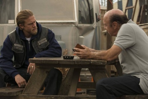 Sons of Anarchy, Ep. 5.13, “J’ai Obtenu Cette”: Only men need to be loved!