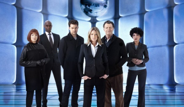 fringe-season-5-production-temporarily-halted-due-to-illness