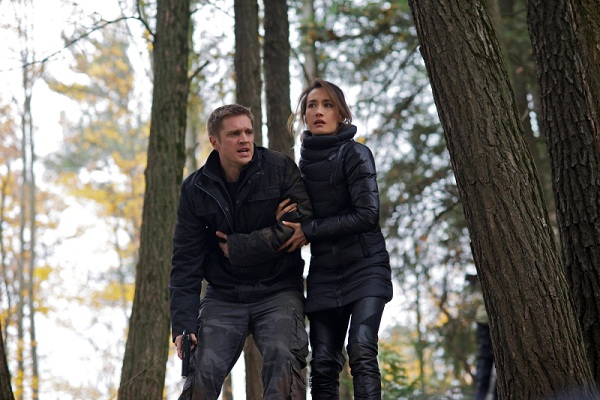 Devon Sawa and Maggie Q