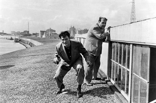 panicinthestreets_palance_and_mostel_flee