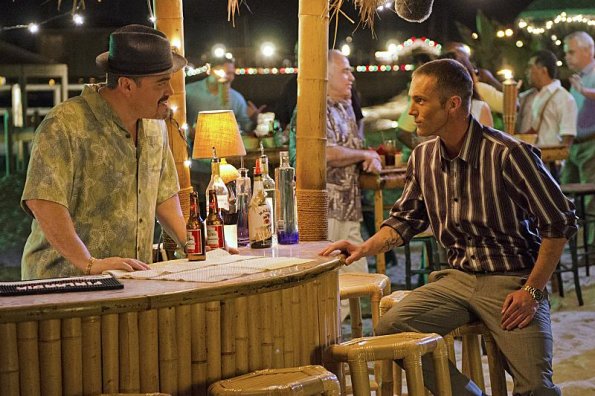 David Zayas & Desmond Harrington in Dexter 8.02 'Every Silver Lining'