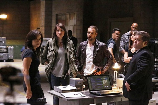 Agents of SHIELD, Ep. 2.01: SHIELD licks its wounds in the “Shadows”