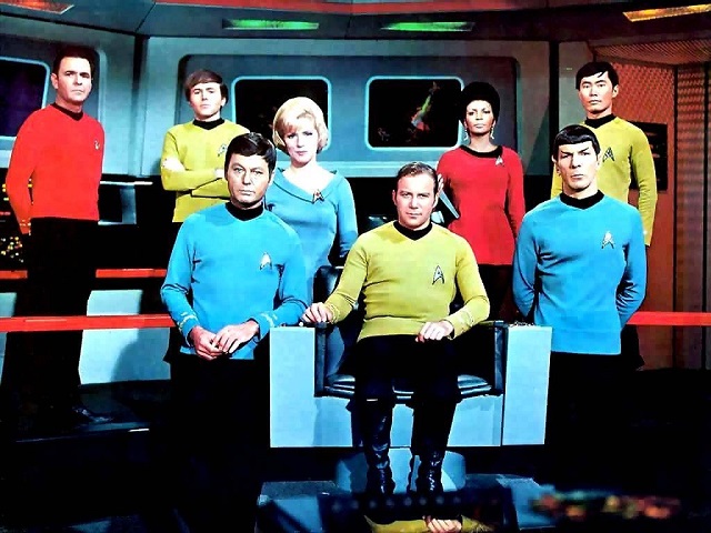 Star Trek TOS bridge crew