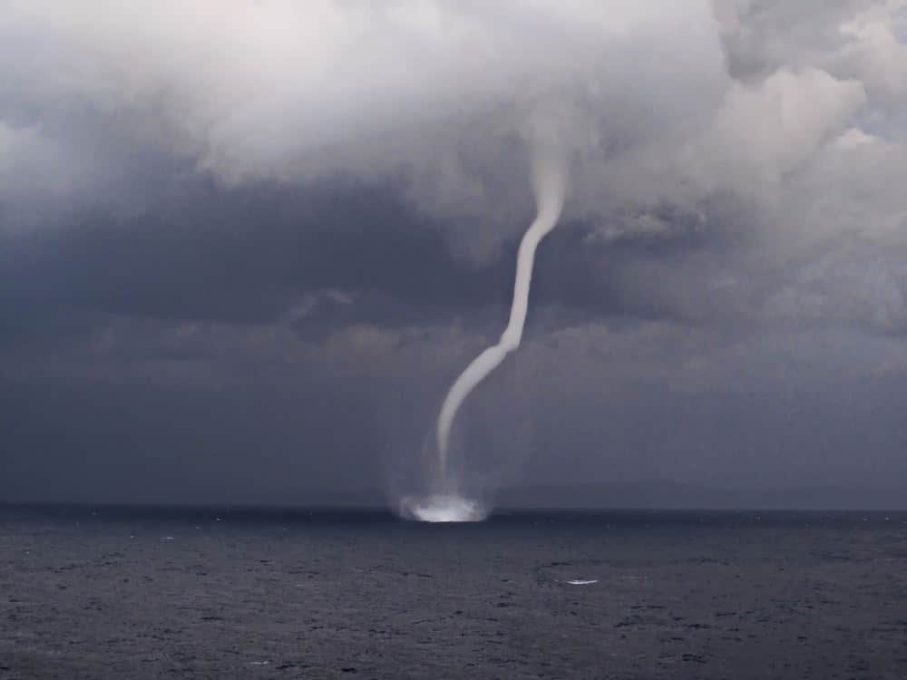 Water tornado