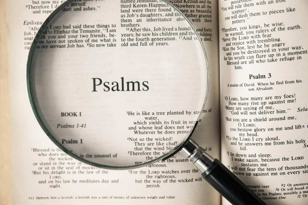 Psalms emphaised with a magnifying glass.