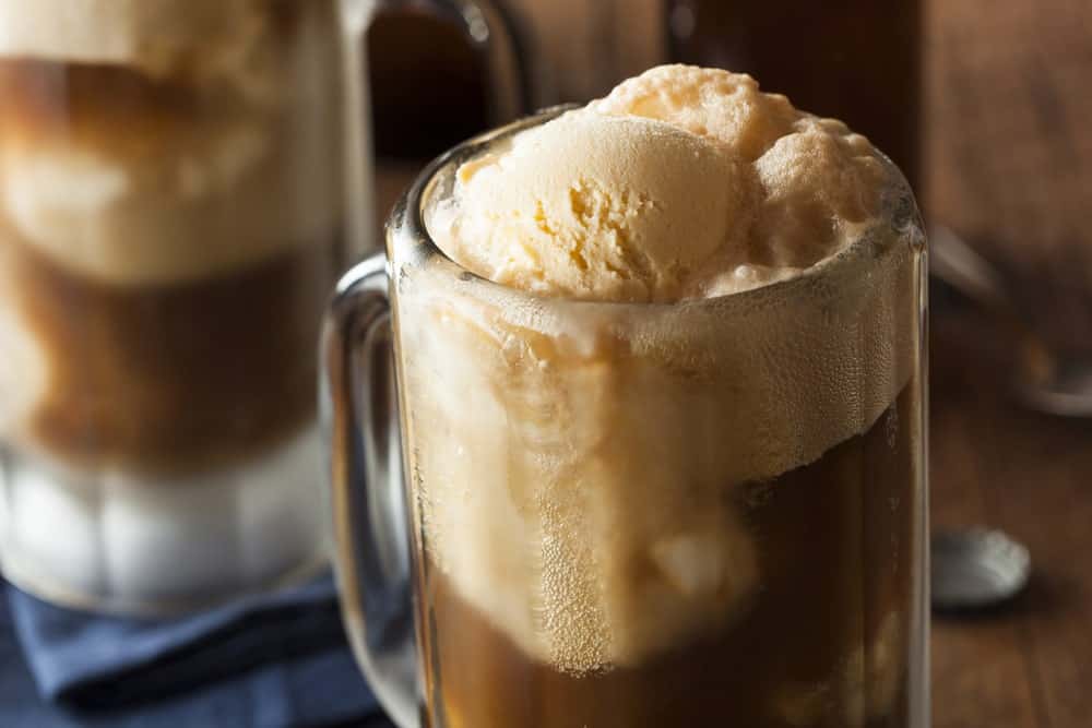 A mug of rootbeer float.