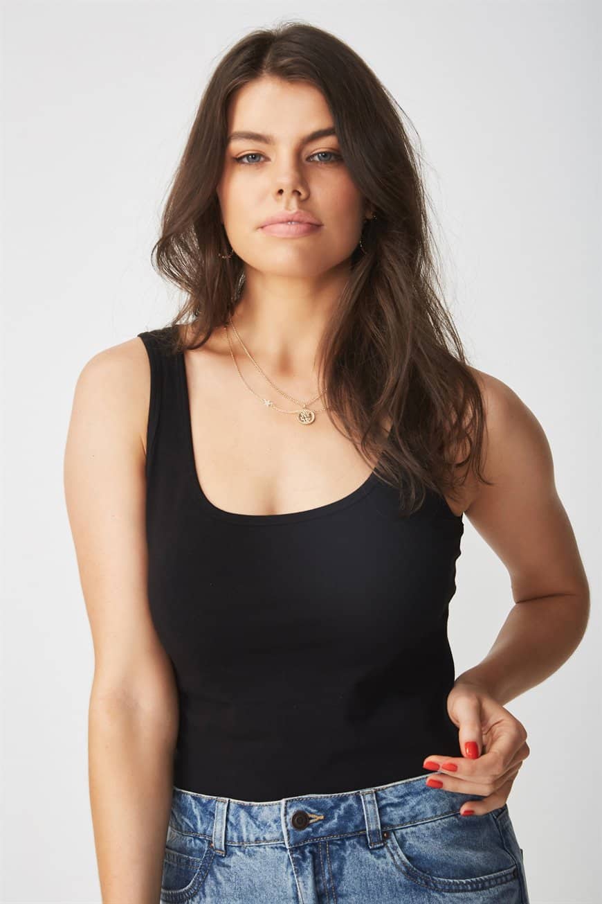 16 Different Types of Tank Tops (Plus Tips On Wearing Them) PopOptiq