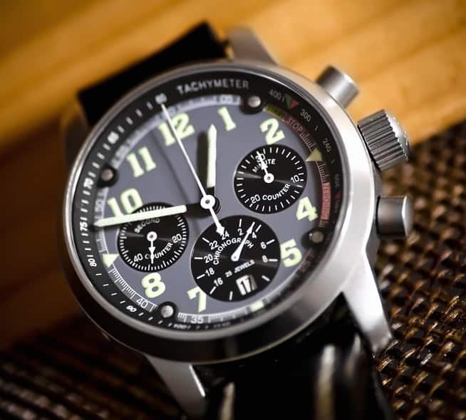 Mens chronograph style watch