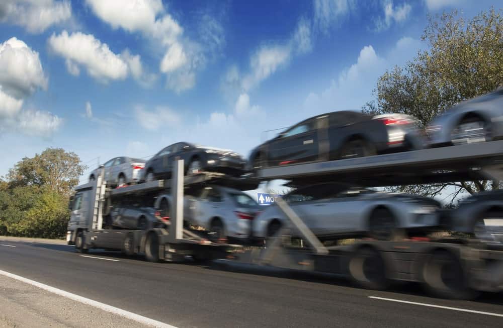 Car carrier trailer