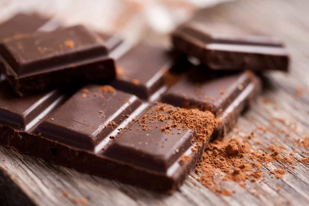 Bitter-Sweet Chocolate with Cocoa Powder