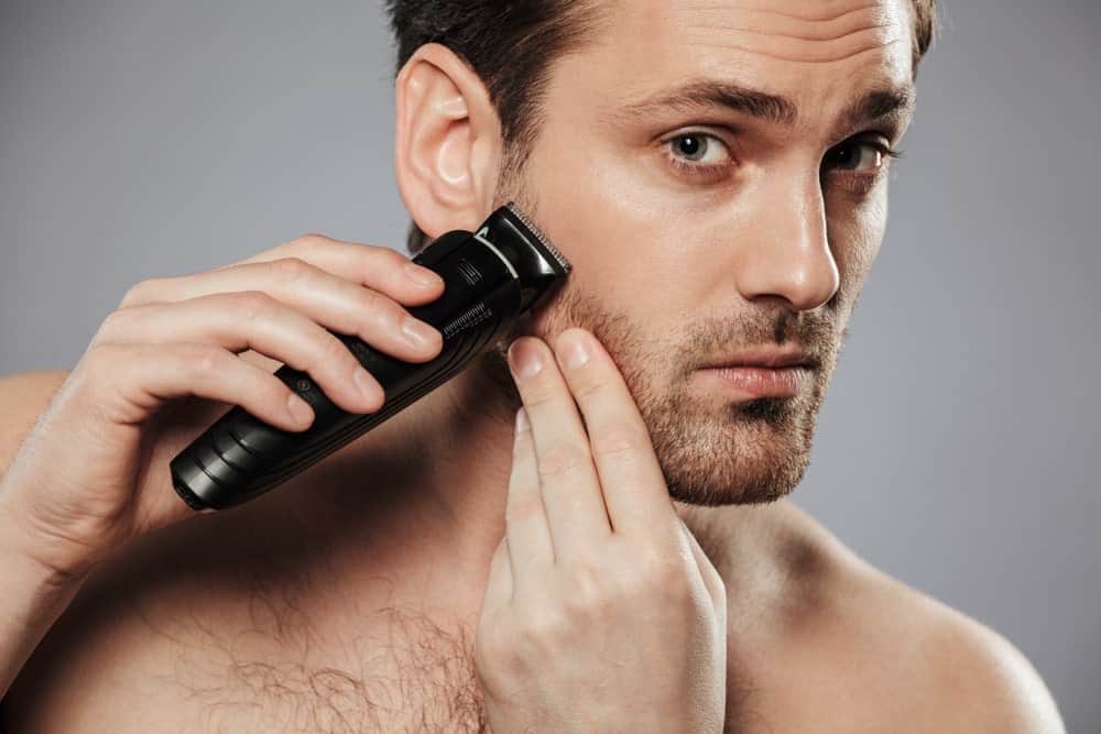 Stubble shaving with an electric razor