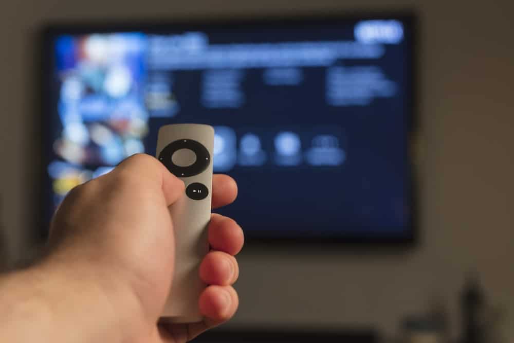 Do Smart TVs Have Bluetooth? (Everything You Should Know!) 2 Do Smart TVs Have Bluetooth?