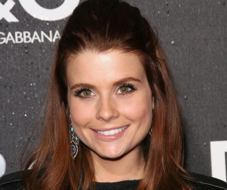 Joanna Garcia attended the D and G Flagship Opening in Support of The Art of Elysium.
