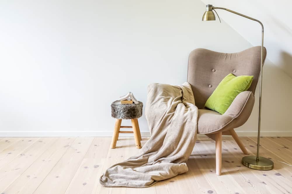 Types of top reading chairs
