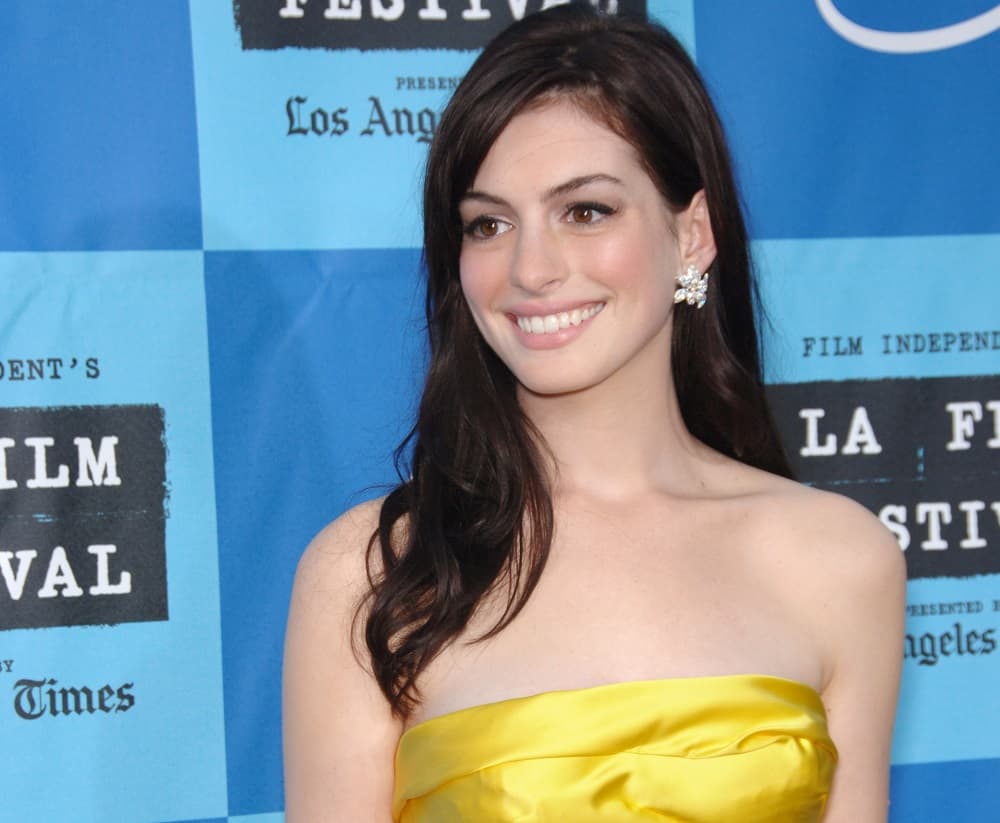 Anne Hathaway attended the premiere for Devil Wears Prada.