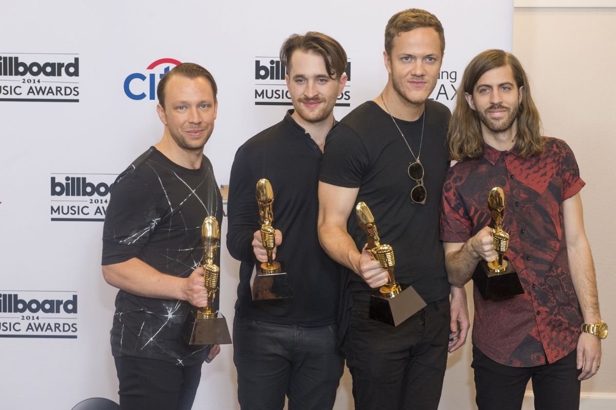 A photo of the members of the band Imagine Dragons.